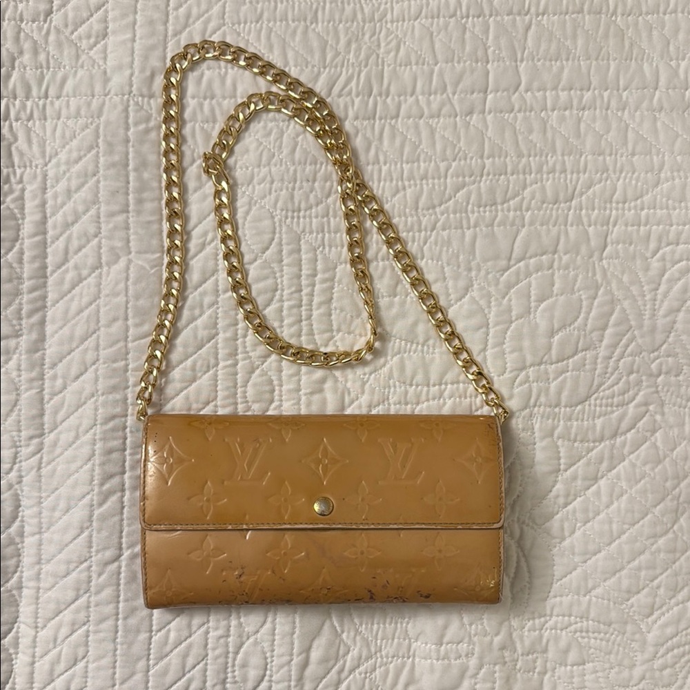 Louis Vuitton Tan Gold WOC